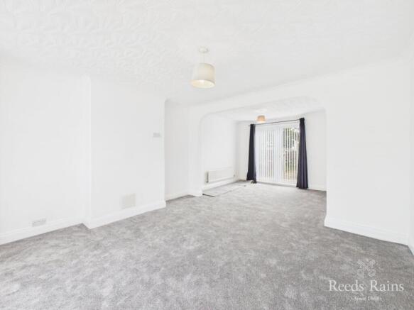 3 bed Semi-Detached for sale Image 11