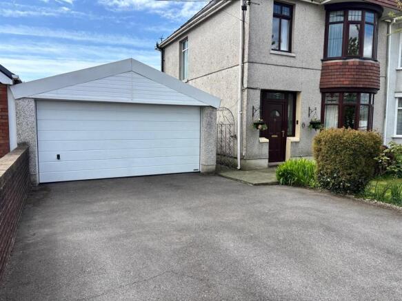 WhatsApp Image 2026-04-20 at 12.36.23 (3).jpeg