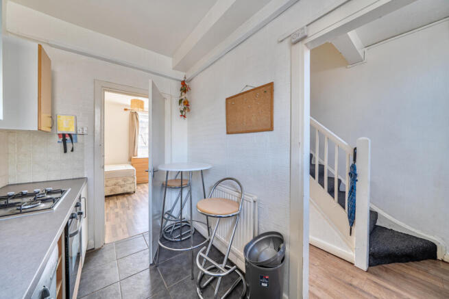 1419861-5-699ed54...