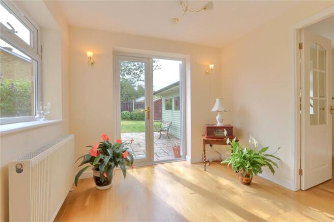 3 bed Semi-Detached for sale Image 8