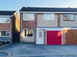 6, Walnut Close, Nuneaton CV10 0JB