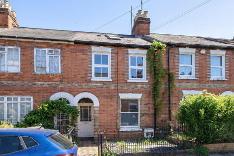 Donnington Gardens, Reading, Berkshire, RG1