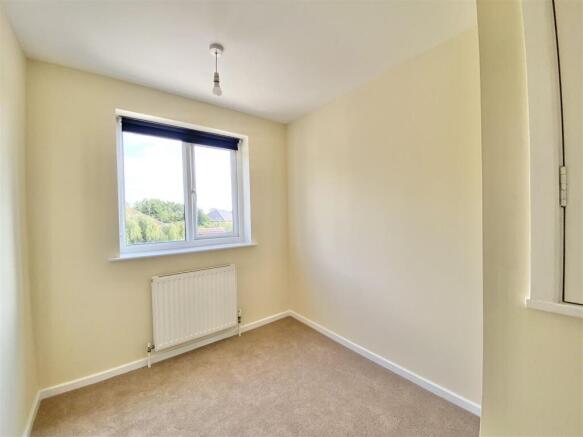 3 bed Detached for sale Image 9