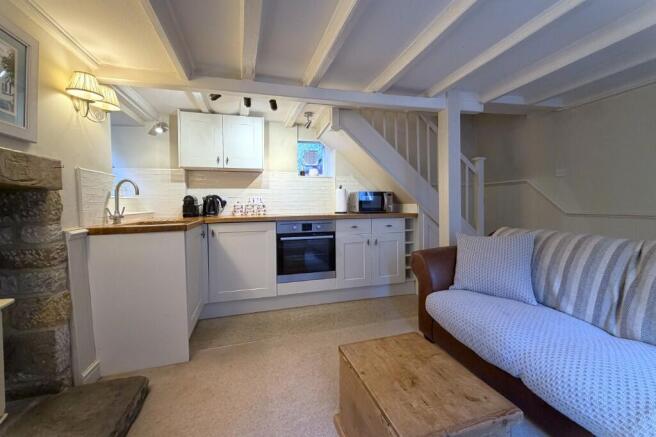 2 bed Semi-Detached for sale Image 6
