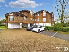 Flat 13, Bartholomew Court, Longcrofte Road, Edgware HA8 6QZ