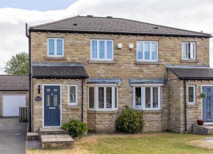 Huddleston Court, Mirfield