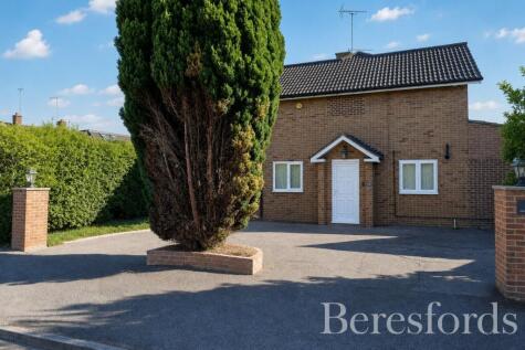 Vernon Crescent, Brentwood, CM13