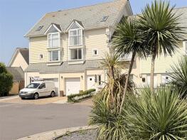 17, Pentre Nicklaus Village, Llanelli SA15 2DE