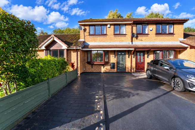 3-bed house on Churchfields, Audenshaw, M34, Tameside, £230,000