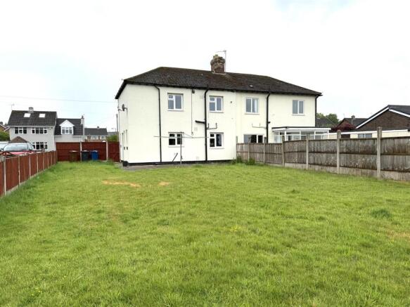 116 uttox rear.jpeg