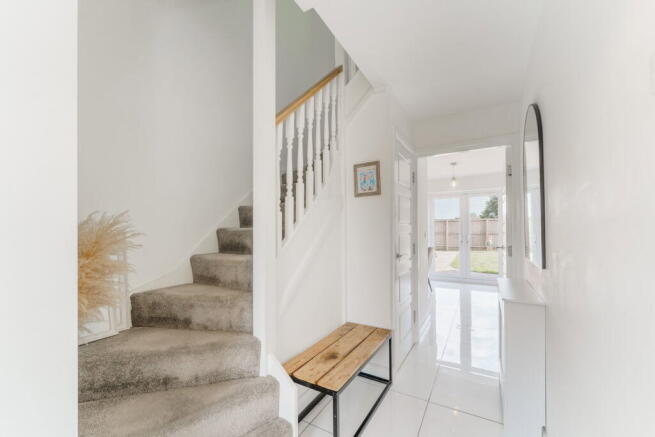 4 bed Detached for sale Image 11