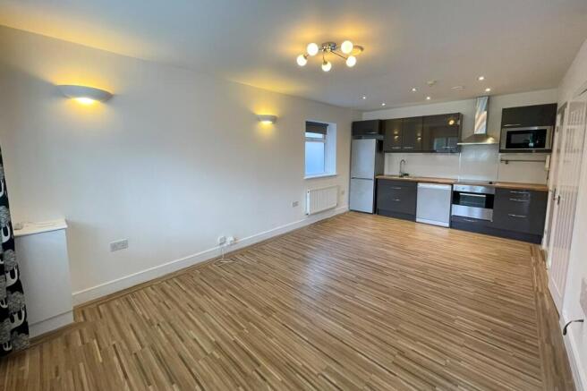 Lounge-Kitchen