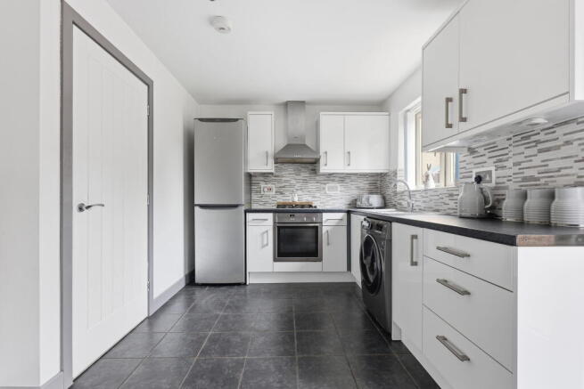 3 bed Terraced for sale Image 4