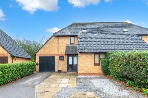 Bernay Gardens, Bolbeck Park, Milton Keynes, Buckinghamshire, MK15