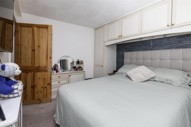 2 bed Terraced for sale Image 12