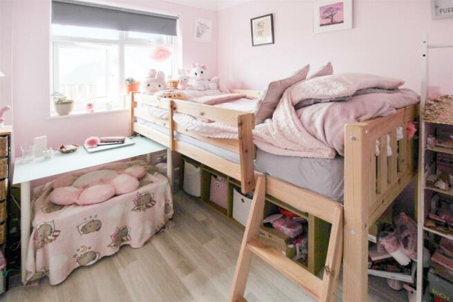 bed 3.JPG