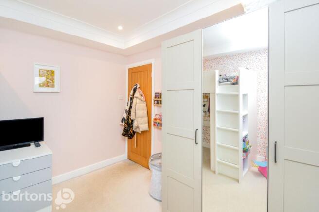 3 bed Semi-Detached for sale Image 12