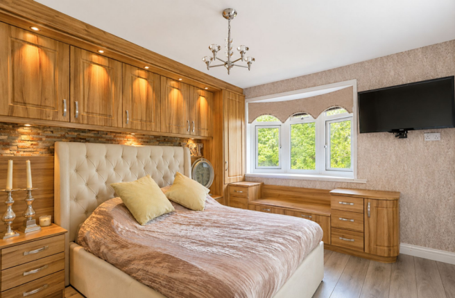 3 bed Terraced for sale Image 12