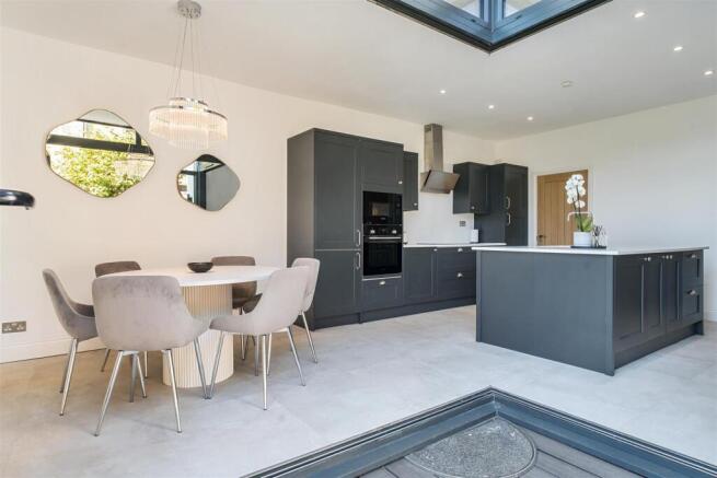 Kitchen Diner