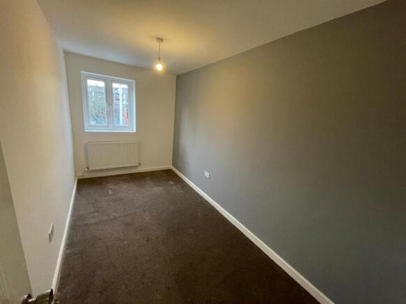 2 bed Flat to rent Image 7