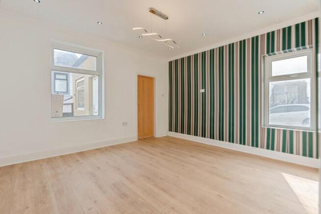 4 bed End of Terrace for sale Image 6