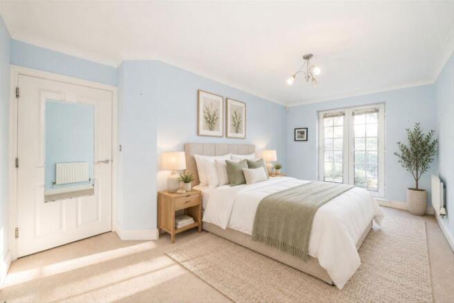 Oatlands Avenue, Weybridge photo 4