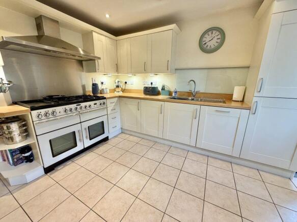 The Grange, Primrose Lane, Yeovil, Somerset, BA21 photo 4