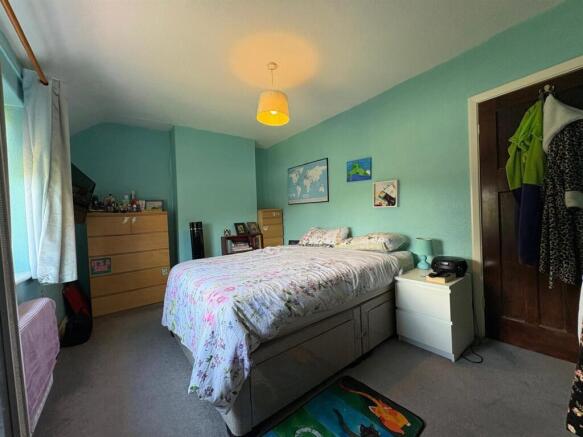 2 bed House for sale Image 4