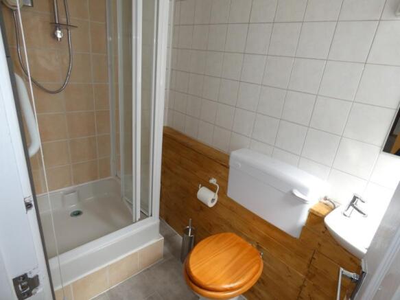G/f Shower Room