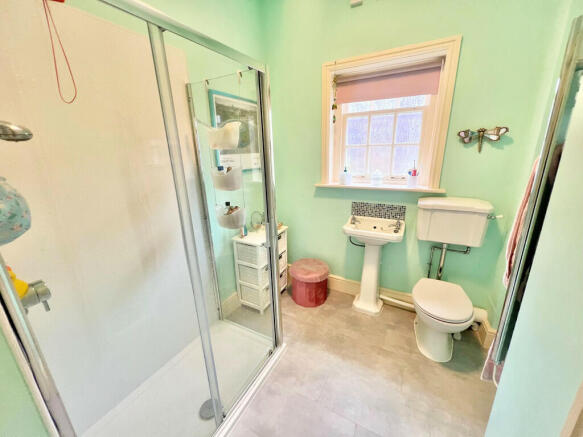 1 bed Ground Flat for sale Image 7