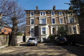 Flat 4, 696 698, High Road, Buckhurst Hill IG9 5HN