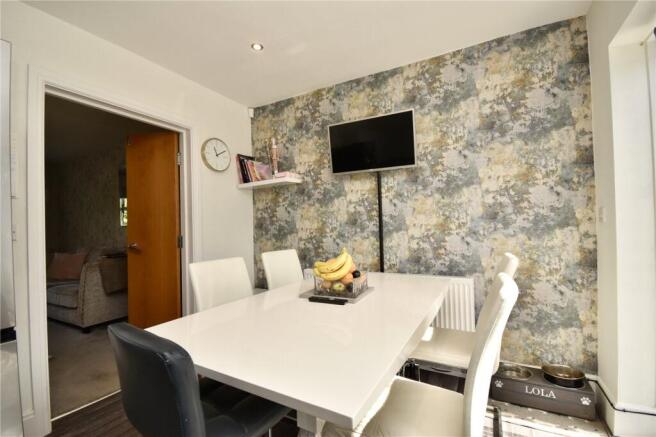 3 bed Terraced for sale Image 6