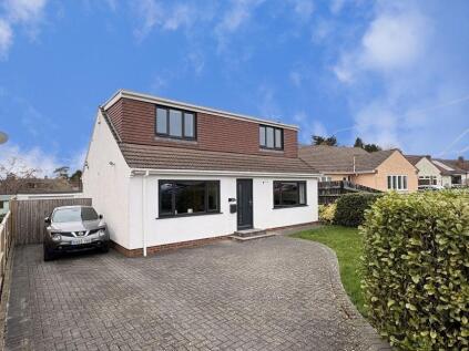 Woodborough Drive, Winscombe, North Somerset. BS25 1HA