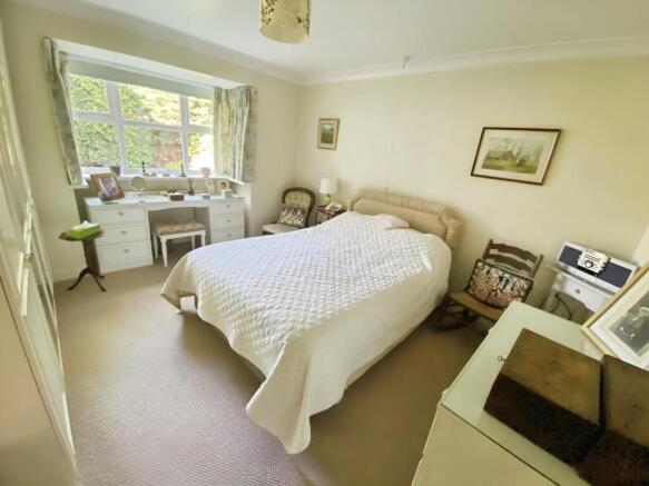 7c476a4a-3 20the 20willows 20bed 201.jpg