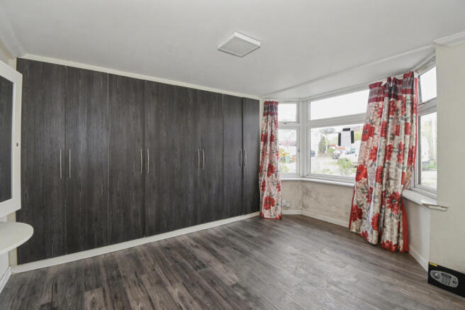 31 Pinner Park Gardens, Harrow HA2 6LQ