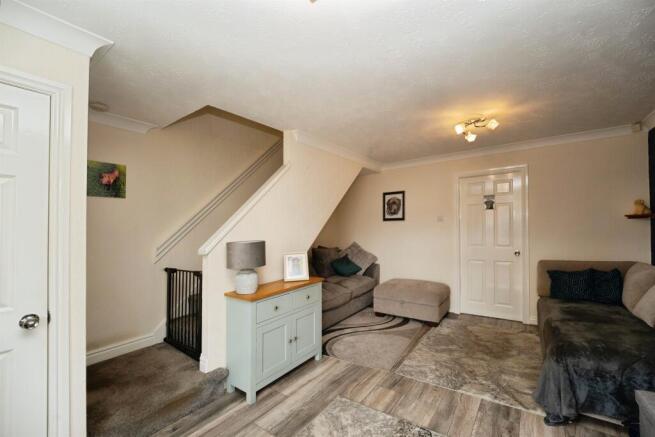 3 bed Semi-Detached for sale Image 7