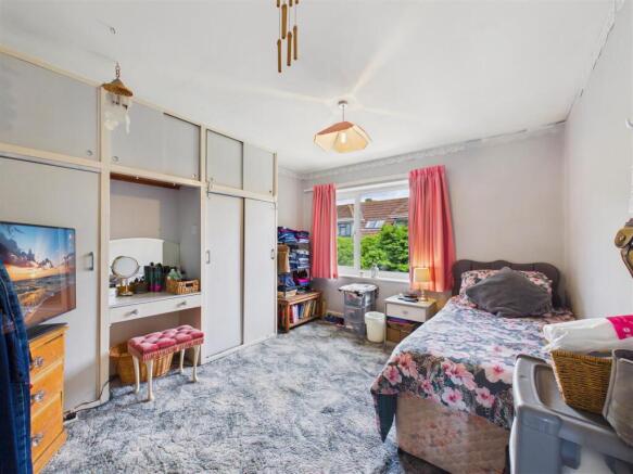 4 bed Terraced for sale Image 9