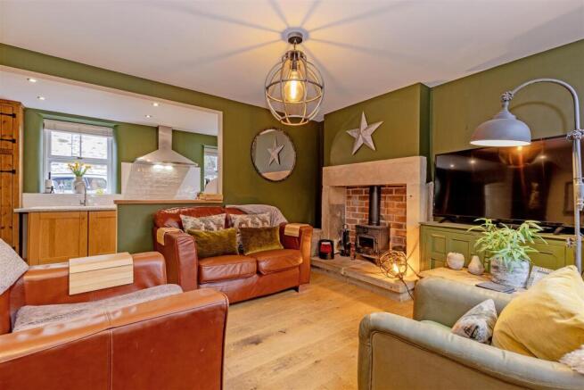 Reception Room-1.jpg