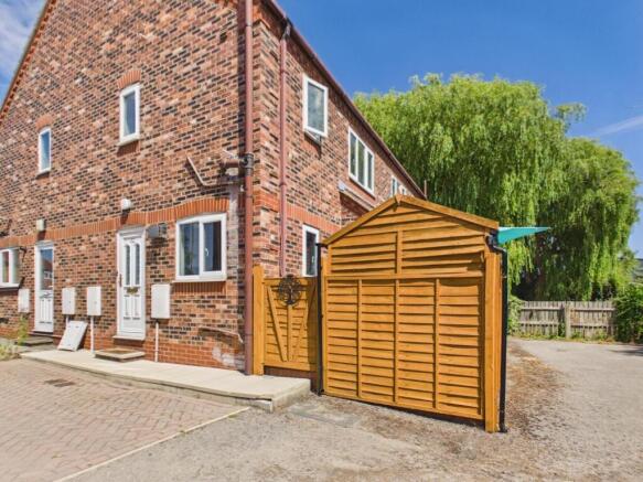 1 bed House for sale Image 11