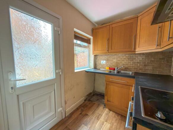 Erdington Road, Atherstone, CV9 photo 4