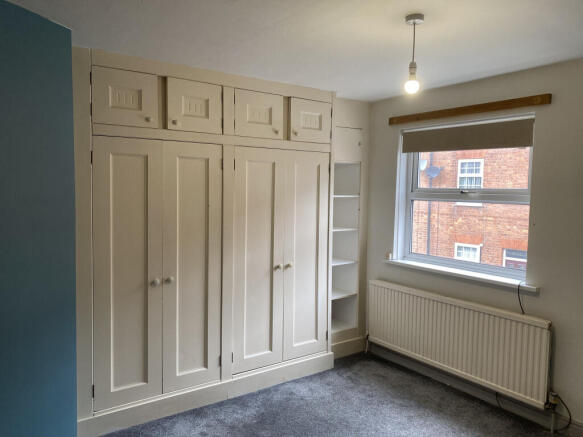 3 bed Terraced to rent Image 7