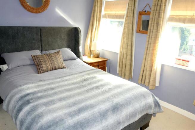 bed1 light.JPG