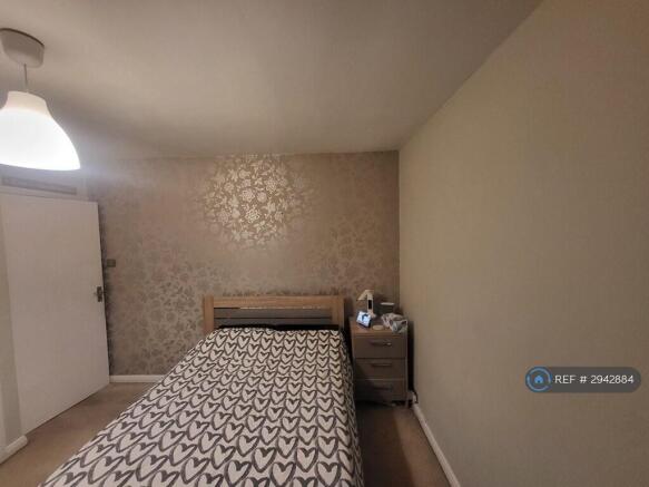 Bedroom 1 (South Facing)