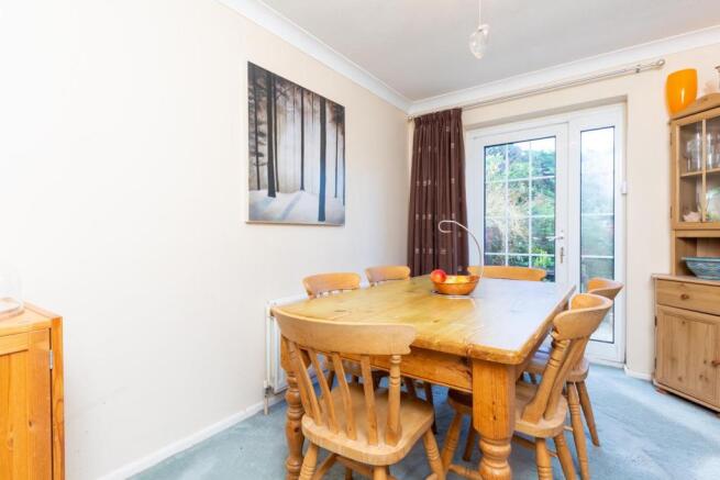 21 Gorst Close-1.jpg