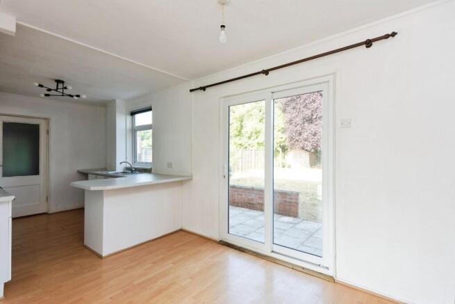 3 bed Semi-Detached for sale Image 4