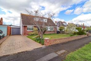2, St Thomas Avenue, Hayling Island PO11 0EX