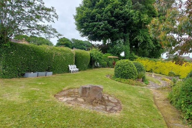 Garden 2.jpg