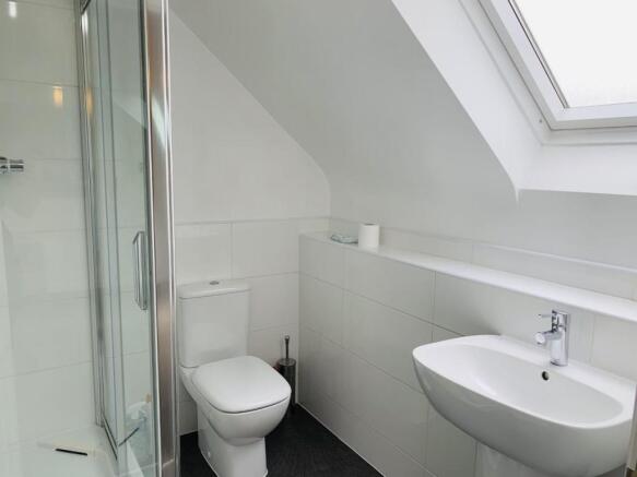 En-suite to master bedroom