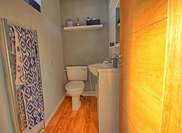 Downstairs WC.jpg