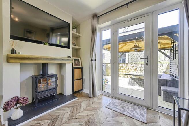 3 bed Semi-Detached for sale Image 8
